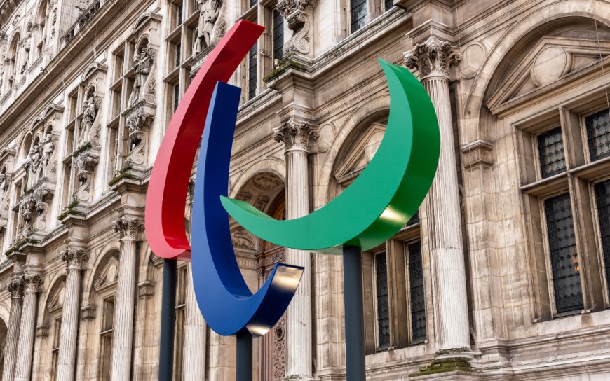 APRÈS LES JO, PARIS SE PRÉPARE POUR LES JEUX PARALYMPIQUES